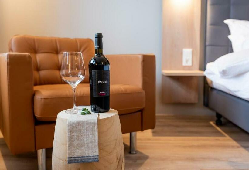 Номер Superior Кровать Кинг, Circle Inn