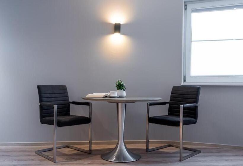 חדר דלוקס עם מיטת קינג, Circle Inn