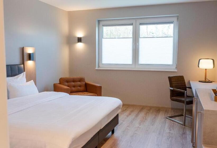 غرفة ديلوكس, Circle Inn