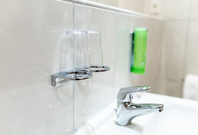 디럭스 룸, Circle Inn