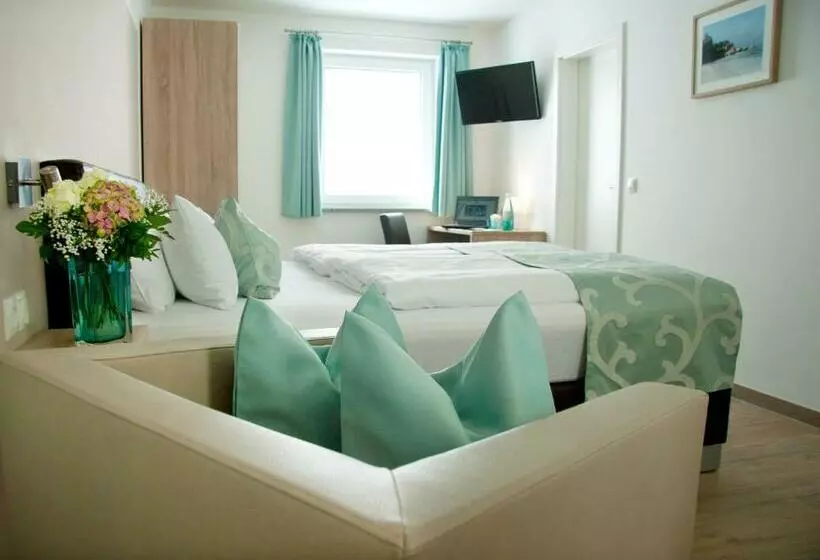 Quarto standard, Claro Garni
