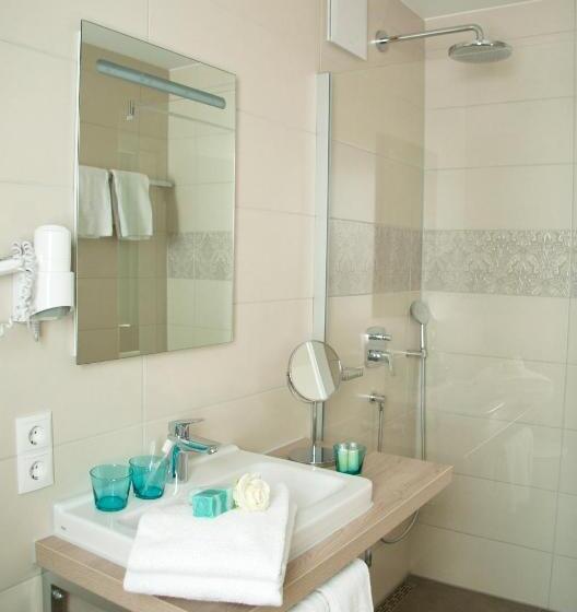 Номер Стандарт, Claro Garni