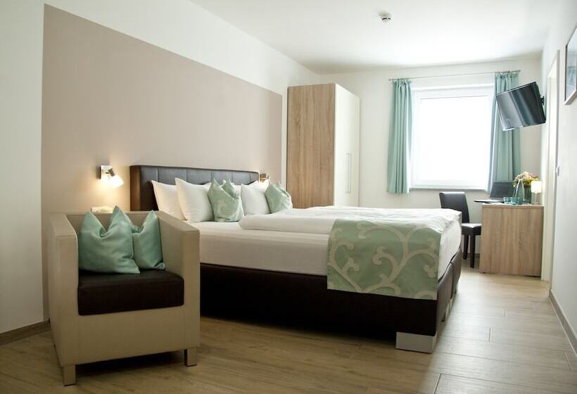 Номер Стандарт, Claro Garni