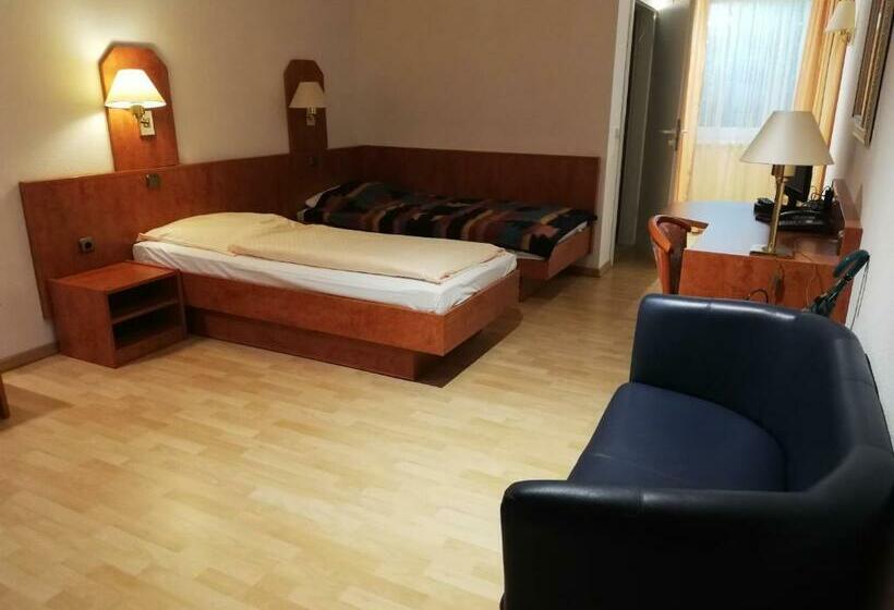 Номер Стандарт, Dorfschänke