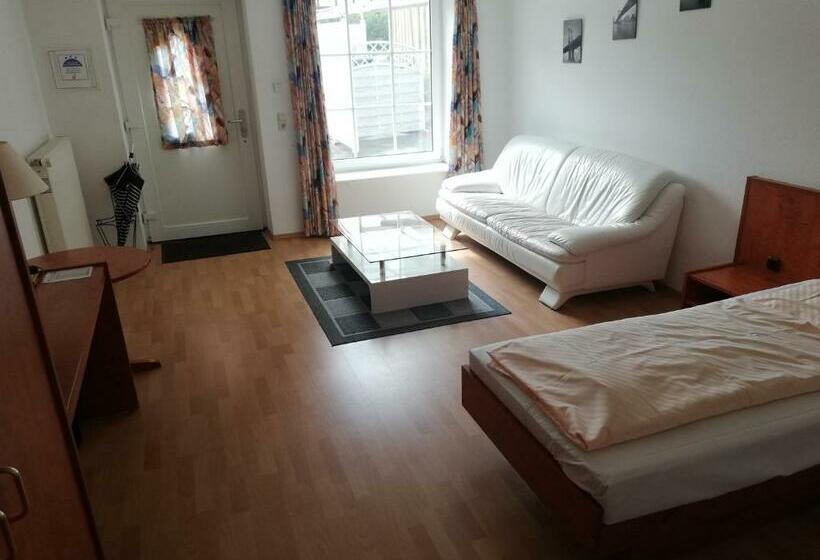 Номер Стандарт, Dorfschänke