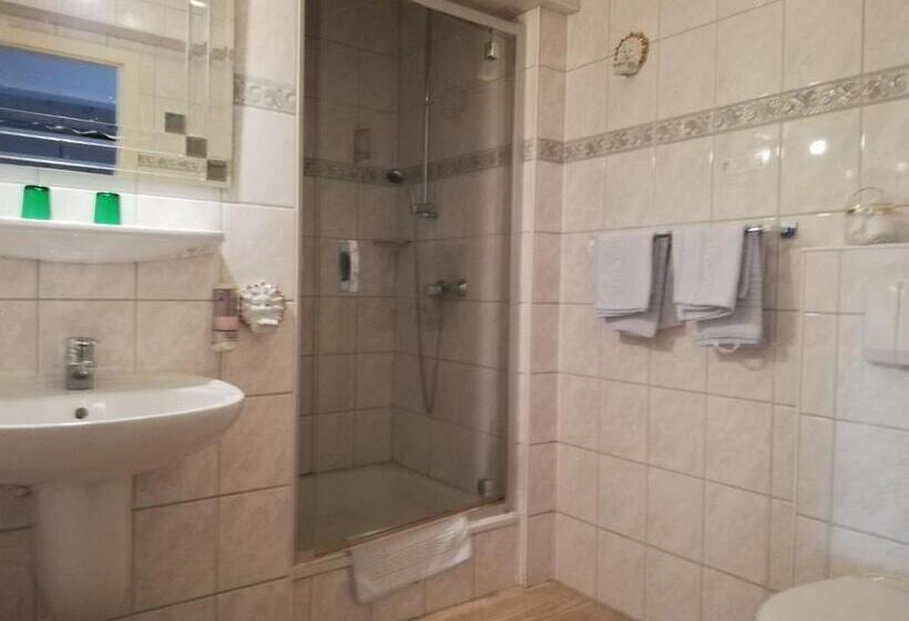 Апартаменты 1 Спальня, Dorfschänke