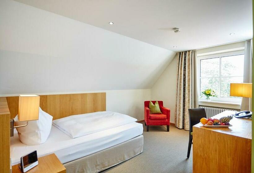 غرفة سوبيريور فردية, Falken