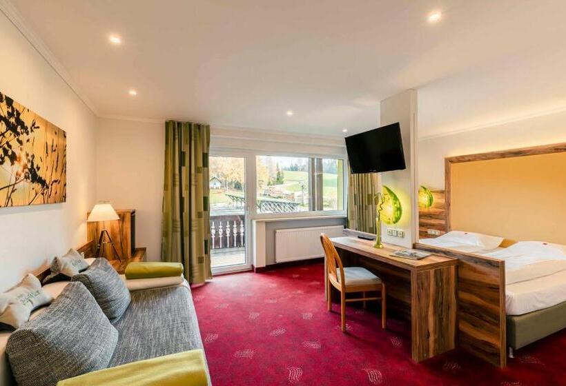 Номер Superior Вид на Сад, Landhotel Grünwies  Bonsai Wellness Garni