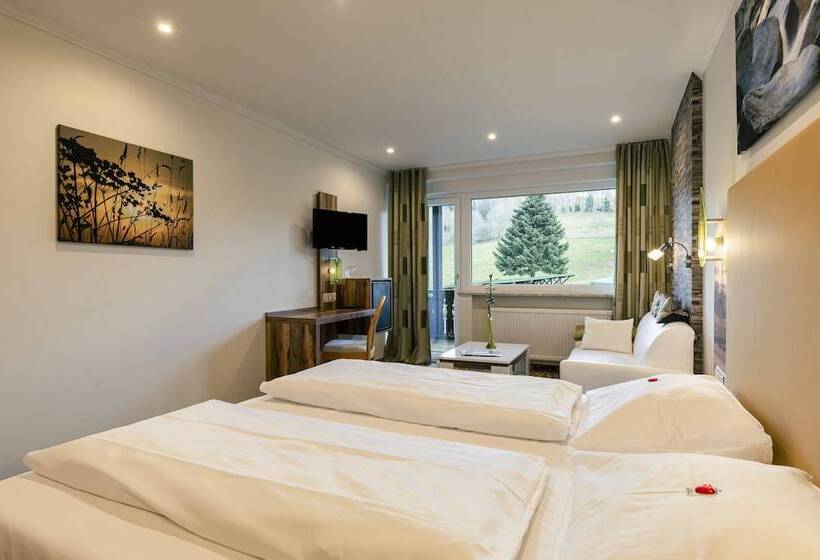Номер Basic, Landhotel Grünwies  Bonsai Wellness Garni