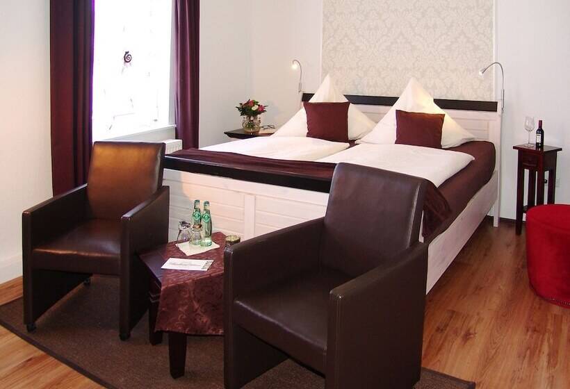 غرفة قياسية, Garni Landhaus Uttum