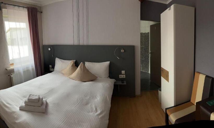 스탠다드 룸, Bartenwetzer Vormals Ellenberger