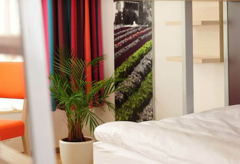 标准三人间, Haus Insel Reichenau