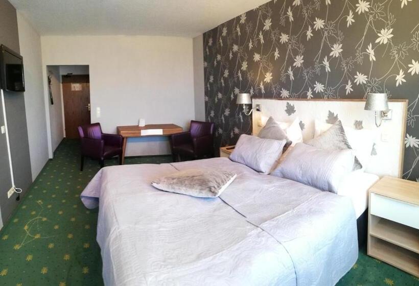 غرفة قياسية مزوَّدة بشُرفة, Heiderhof