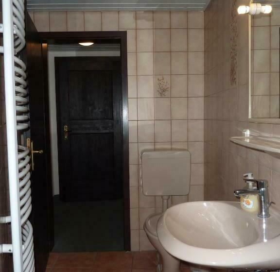 スタンダードルーム, Hof Guttels Waldgasthof Ferienpension