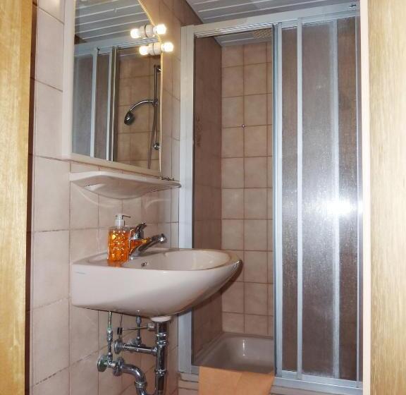 スタンダードルーム, Hof Guttels Waldgasthof Ferienpension