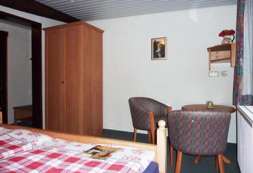 スタンダードルーム, Hof Guttels Waldgasthof Ferienpension