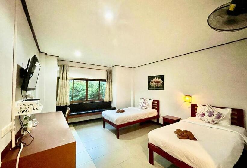 Номер Deluxe, Khao Sok Green Valley Resort   Sha Certified