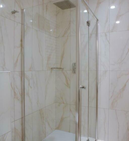 スタンダードルーム, Krone