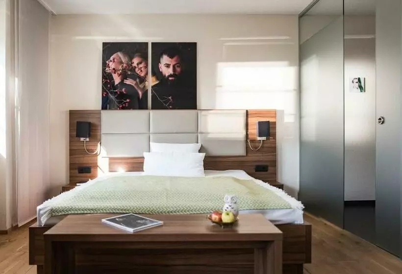 Standard-huone, Kunsthotel Drei König Am Marktplatz Stadt Lörrach