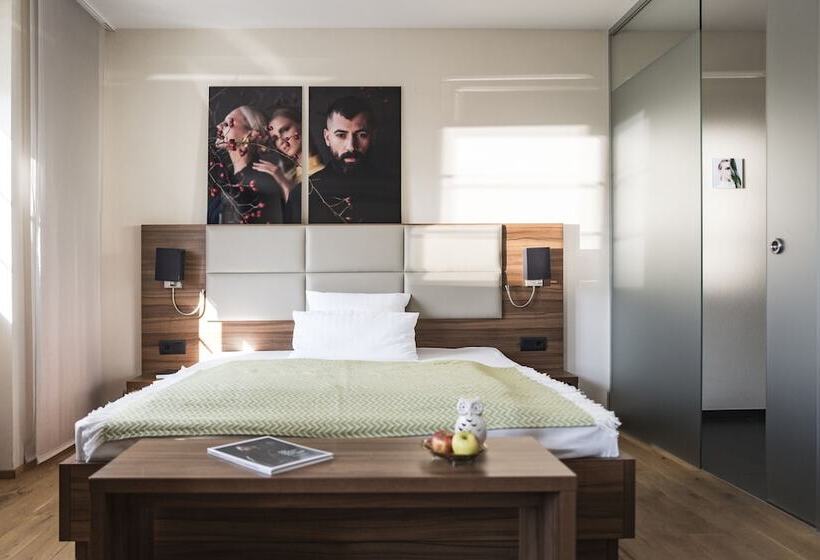 Номер Комфорт, Kunsthotel Drei König Am Marktplatz Stadt Lörrach