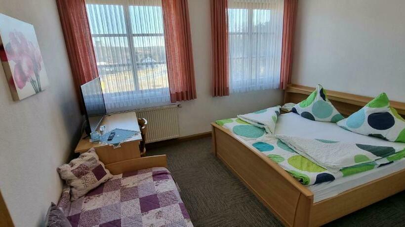 标准间, Landhaus Adorf