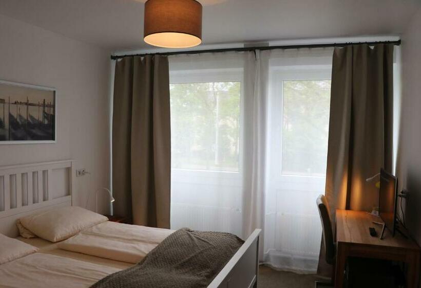 חדר סטנדרט, Regina