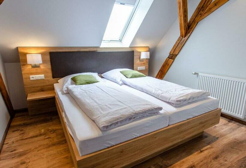 Апартаменты 1 Спальня, Restaurant & Appartements In Vino Veritas