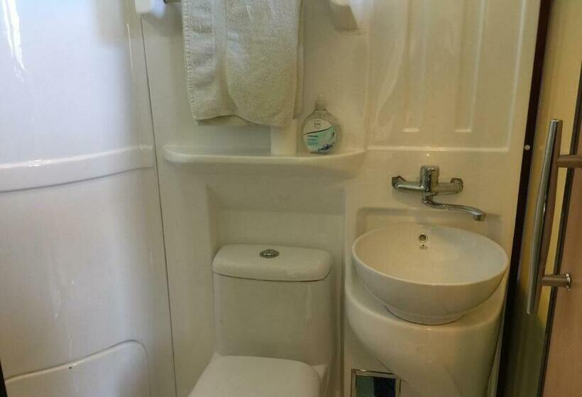 Трехместный Номер Базовый, Zimmerfrei Dresden Mit Bad Miniküche Self Check In 24 7