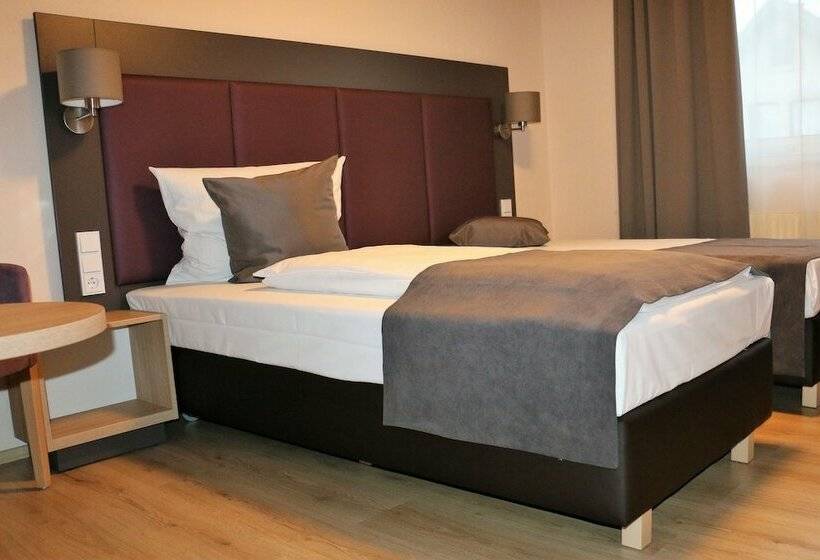 Номер Стандарт Индивидуальный, Zum Brunnen