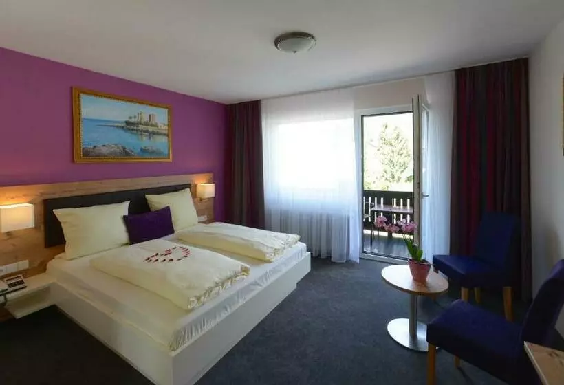 اتاق استاندارد, Schwarzwaldhotel Sonne