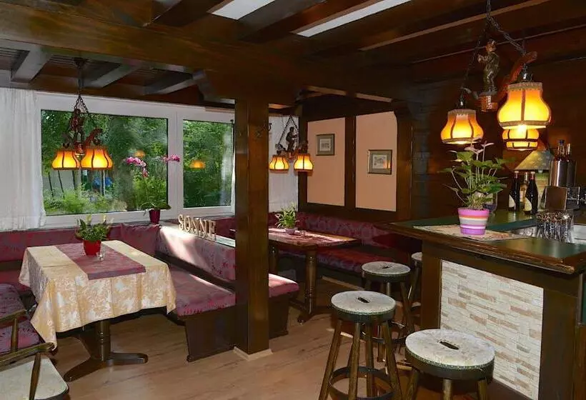 اتاق استاندارد, Schwarzwaldhotel Sonne