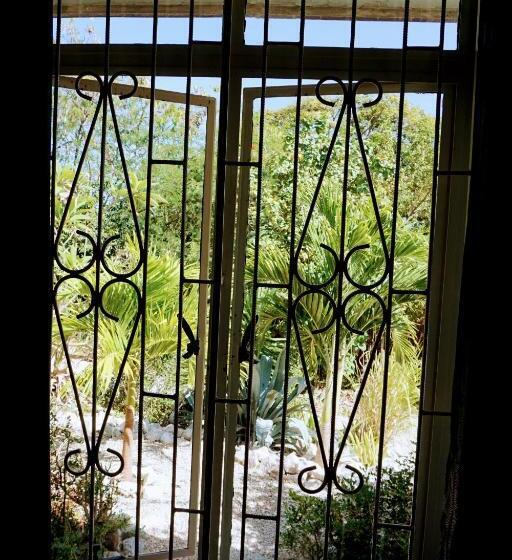 اتاق استاندارد با چشم‌انداز باغ, Abaai Resort B&b