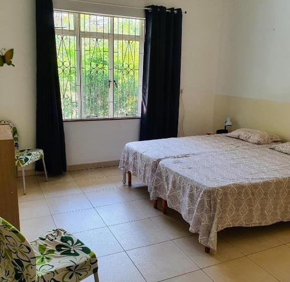 اتاق خانوادگی با چشمانداز باغ, Abaai Resort B&b