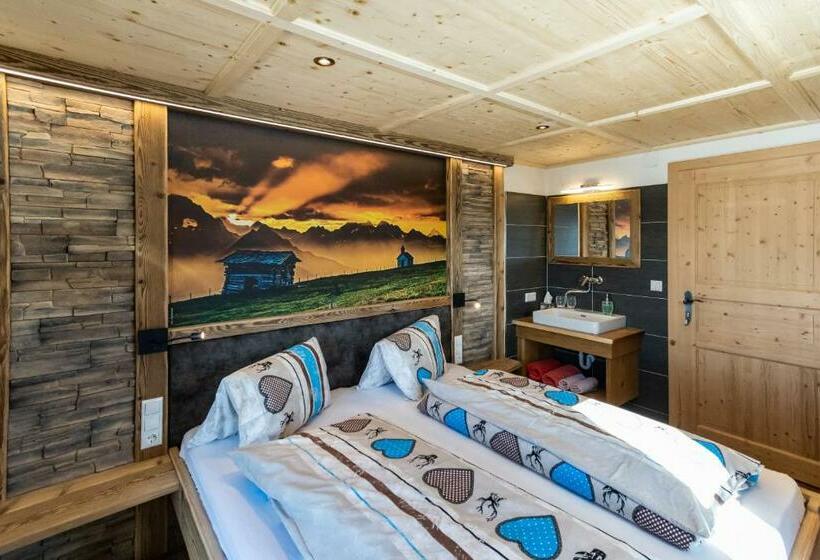 غرفة قياسية مطلة على الجبل, Almgasthaus Glocknerblick