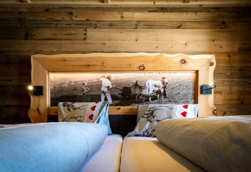 غرفة قياسية مطلة على الجبل, Almgasthaus Glocknerblick