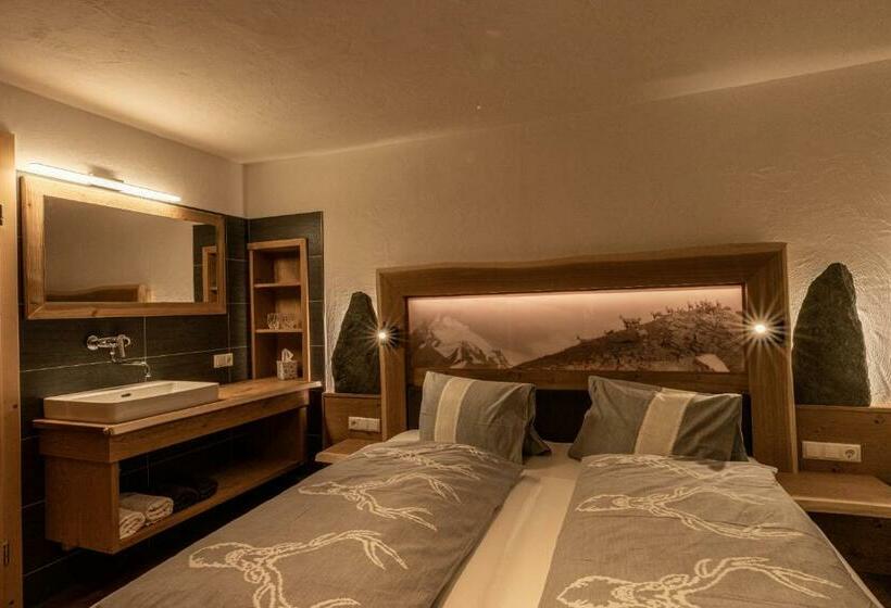 带阳台标准四人间, Almgasthaus Glocknerblick