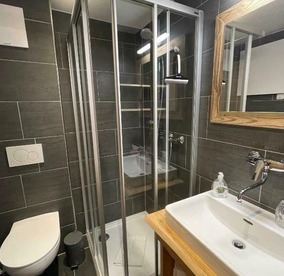 غرفة قياسية رباعية, Almgasthaus Glocknerblick