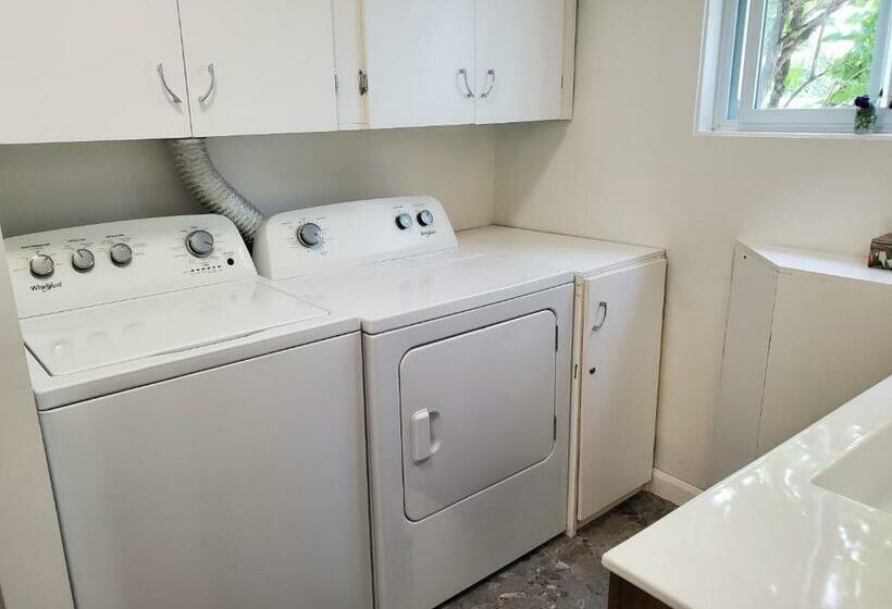 Номер Стандарт Совместная Ванная, Auberge Mélilot