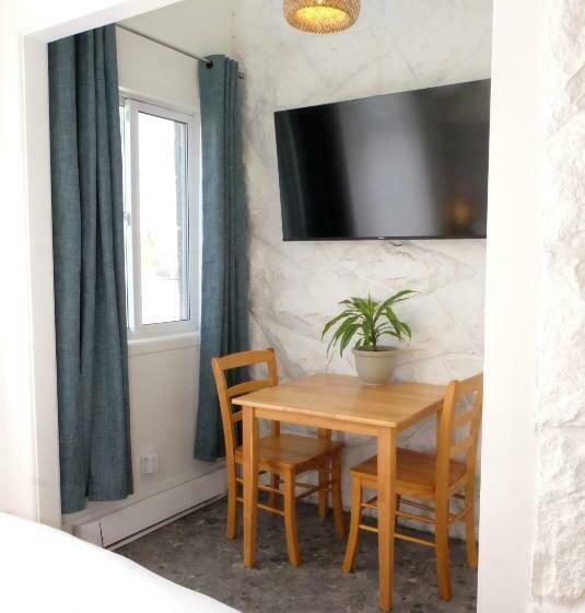 Номер Стандарт Совместная Ванная, Auberge Mélilot