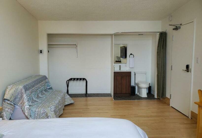 Номер Стандарт Совместная Ванная, Auberge Mélilot