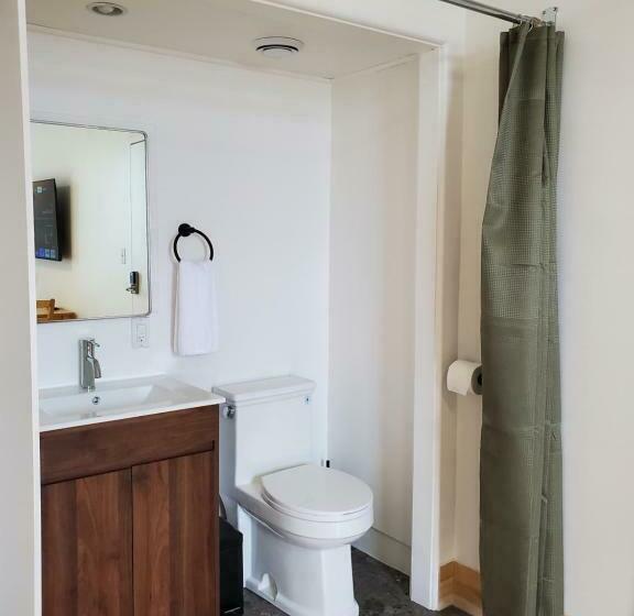 Номер Стандарт Совместная Ванная, Auberge Mélilot