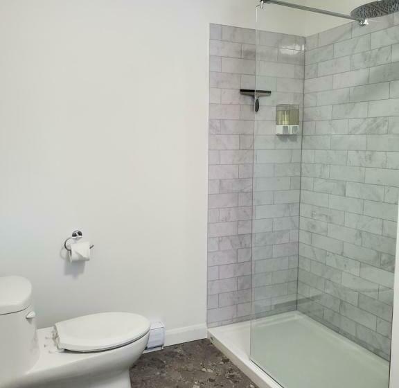 Номер Стандарт Индивидуальный Совместная Ванная, Auberge Mélilot