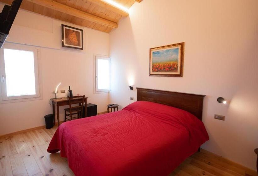 اتاق استاندارد, B&b Basta Bussare