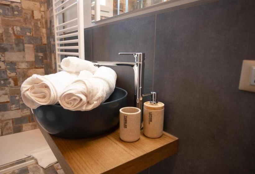 اتاق استاندارد, B&b Basta Bussare