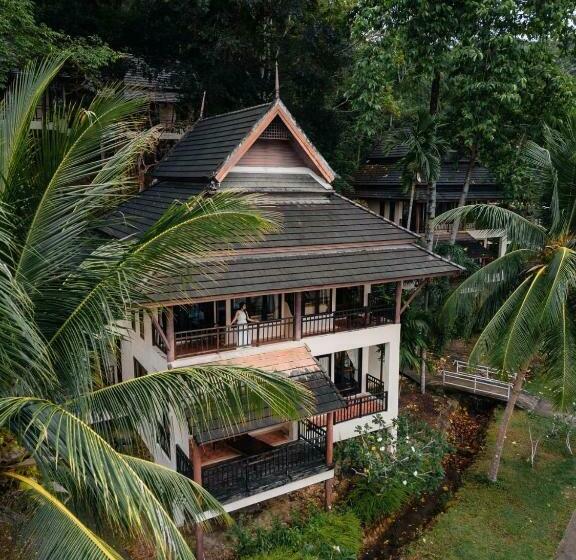 חדר דלוקס נוף לים, Kooncharaburi Resort   Koh Chang