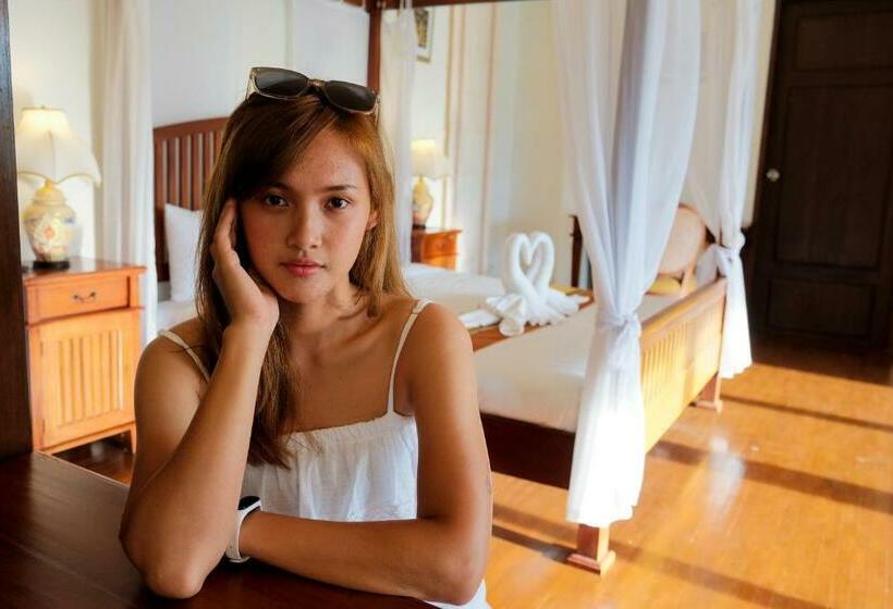 ویلای لوکس 1 خوابه, Kooncharaburi Resort   Koh Chang