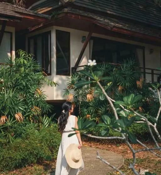 اتاق استاندارد با چشم‌انداز دریا, Kooncharaburi Resort   Koh Chang