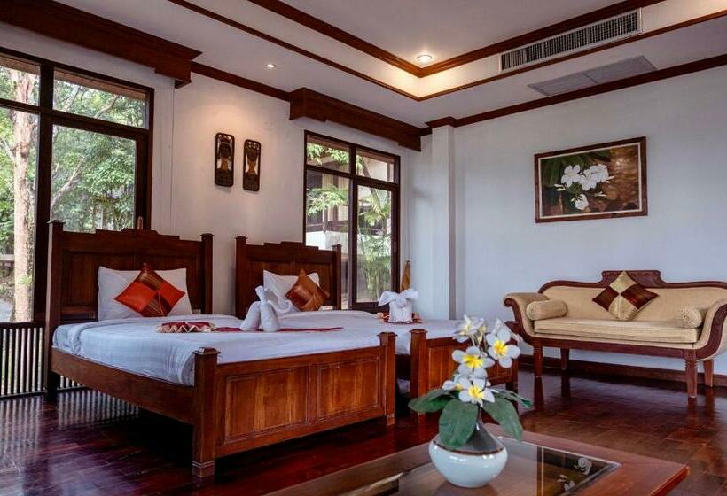 סוויטה אקזקיוטיב, Kooncharaburi Resort   Koh Chang