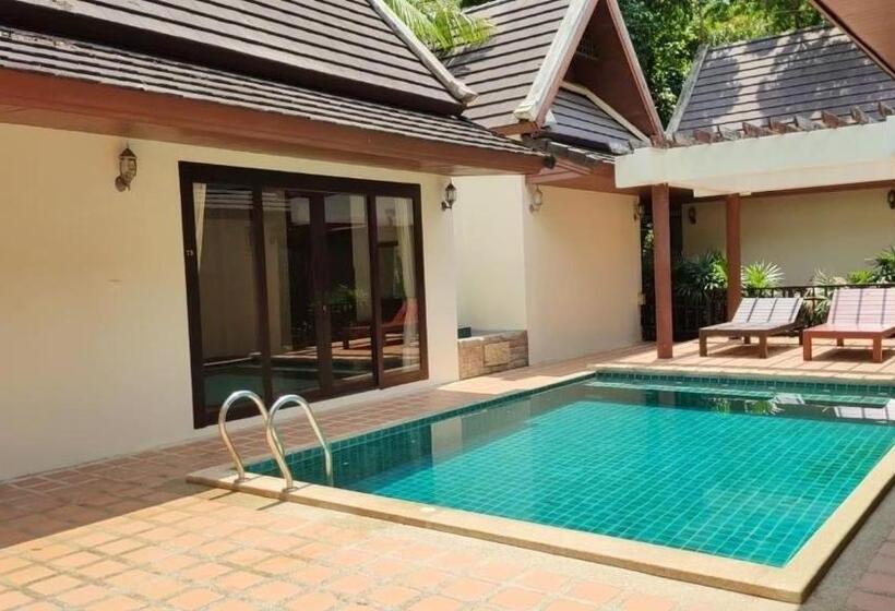 וילה עם חדר שינה אחד ובריכת שחיה, Kooncharaburi Resort   Koh Chang