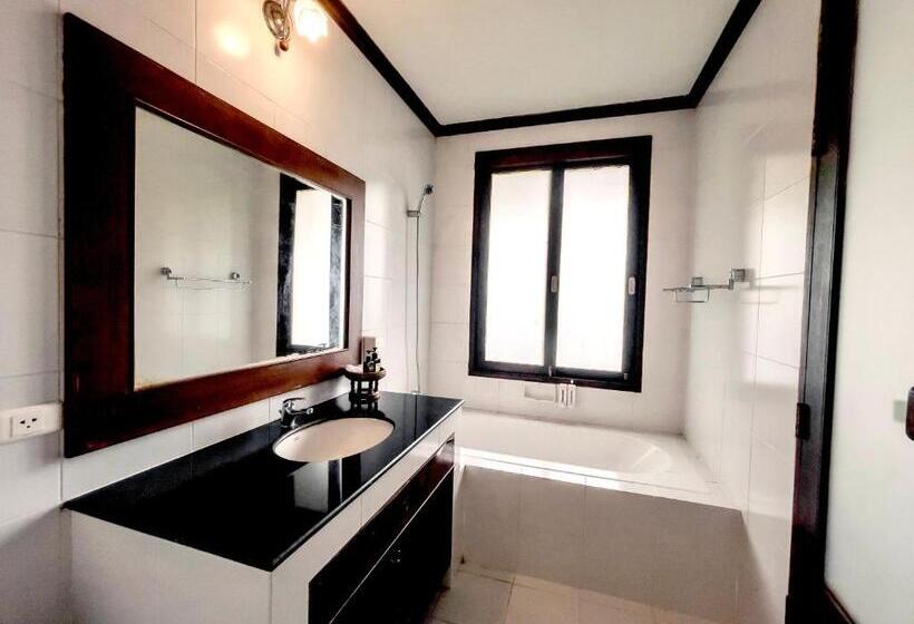 חדר סטנדרט נוף לים, Kooncharaburi Resort   Koh Chang